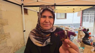 Sanatçı Nuray Taşkıran Mor Cepken geleneğini ipek kozalarla geleceğe taşıyor