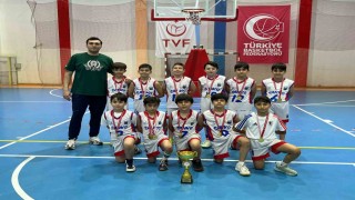 SANKO Okulları Minik Erkek Basketbol Takımı şampiyon oldu