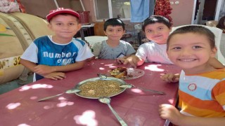 Sarıgölde aşure kazanları kaynamaya başladı
