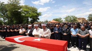 Şehit itfaiye eri Mehmet Tekeli son yolculuğuna uğurlandı
