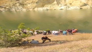 Siirtte Botan Çayına giren çocuk kayboldu