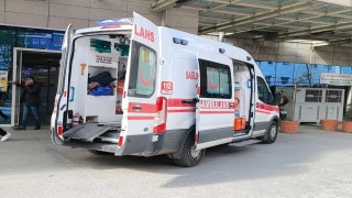 Siirtte devrilen traktörün altında kalan sürücü hayatını kaybetti