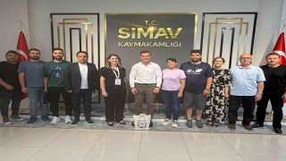 Simav Kaymakamı Karaloğlu, Yunanistanlı uzman ve öğretmenleri kabul etti