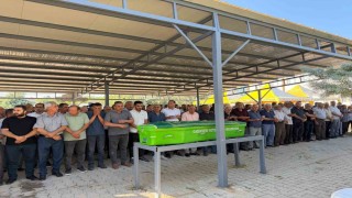 Sınava giderken kazada ölen genç toprağa verildi