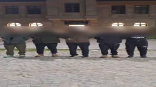 Sivasta 8 düzensiz göçmen yakalandı, 3 kişi tutuklandı