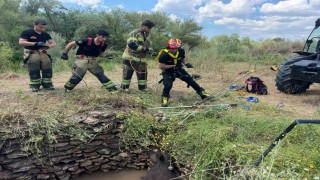 Su kuyusuna düşen yaban domuzu, itfaiye ekiplerince kurtarıldı