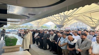 Tabancayla kendisini vuran şahıs toprağa verildi