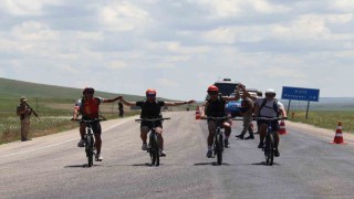 Terörsüz Türkiye için 20 km pedal çevirdiler