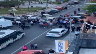 Ters yönden gelen otomobil ile motosiklet çarpıştı: 1 yaralı