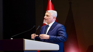 Ticaret Bakanı Ömer Bolat: Türk otomotiv sektörü son 20 yılda 19 kez ihracat şampiyonu olmuştur