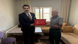 Tomarzada şehit babalarına Babalar Günü sürprizi