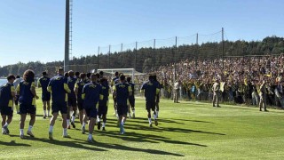 Topuk Yaylasında sarı-lacivert coşku: Fenerbahçeyi 20 bin taraftar yalnız bırakmadı