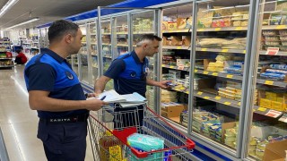 Tosyada zabıta ekipleri maketleri denetledi