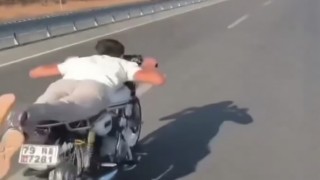 Trafiği tehlikeye atan motosiklet sürücülerine 138 bin 500 lira ceza