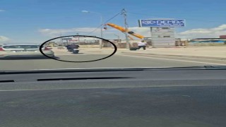 Trafikte tek teker yaparak ilerleyen sürücüye 46 bin TL ceza