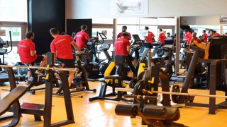 Türkiyenin engelleri aşan milli gururu, Spor A.Ş. Tesislerinde kamp yaptı