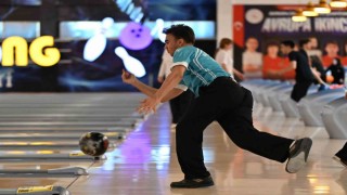 Ünilig Bowling Türkiye Şampiyonasında birinciler ödüllerini aldı