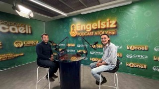 Ünlü oyuncular Goncada mikrofon başına geçti