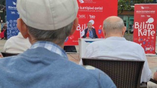 Üroloji Doktoru, cami önünde prostat hastalıklarını anlattı