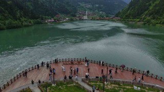 Uzungölde sezon hareketlendi, oteller dolmaya başladı