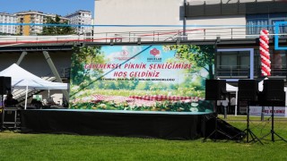 Vakıflar Genel Müdürlüğü, 100 öğrenci ve ailelerine özel geleneksel piknik programı düzenledi