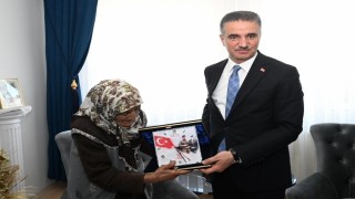 Vali Baruştan vefa