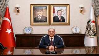 Vali Özkandan adaylara çağrı: Kendinize güvenin