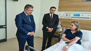Vali Yılmazdan şehitin kardeşine geçmiş olsun ziyareti