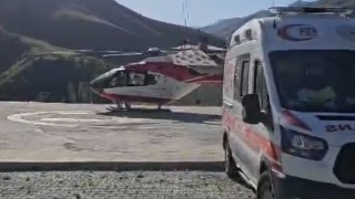 Vanda kalp krizi geçiren hasta helikopter ambulansla hastaneye sevk edildi