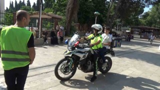 Veliler, kimliği kaybolan genç için seferber oldu