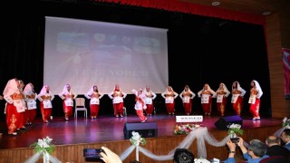 Vezirköprüde Türk Halk Oyunları Gösterisi
