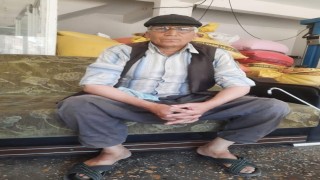 Yalnız yaşayan adam evinin önünde ölü bulundu