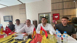 Yeni Malatyaspor Başkanı Abdullah Aksoğan: Takımımızın sahaya çıkmasıyla ilgili herhangi bir problem bulunmuyor
