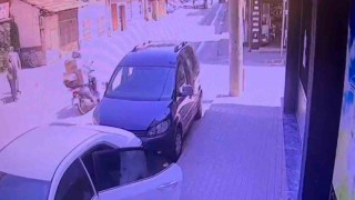 Yere dökülen mazot kazaya sebebiyet verdi; 3 yaralı
