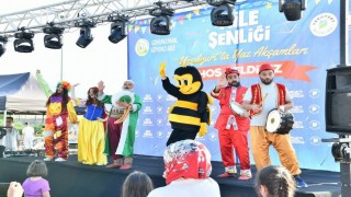 Yeşilyurt ilçesinde Yaz Akşamları renkli ve keyif dolu etkinliklerle başladı