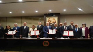 YÖKten mesleki eğitimde tarihi dönüşüm: Öğrenciler kampüsten işletmeye geçiyor