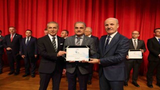 YÖKten Sakarya Üniversitesine Spor Dostu Kampüs ödülü
