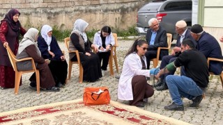 Yüksekovada köy sakinlerine hipertansiyon ve tuz kullanımı eğitimi