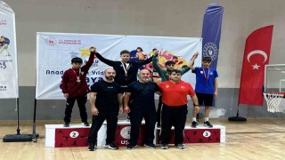 Yunusemreli güreşçilerden Uşaktan 3 madalya