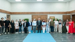 13 ülkeden gelen öğrenciler EBYÜde Türkçe öğreniyor