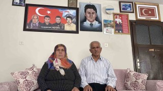 15 Temmuz şehidinin annesi: Benim kuzum bir gitti, bin tane kardeş bıraktı bana