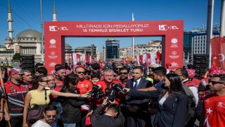 15 Temmuz şehitleri anısına dev kortej