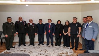 15 Temmuzda şehit ailesine anlamlı ziyaret
