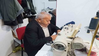 40 yıllık terzi, ilk günkü heyecanla mesleğini sürdürüyor