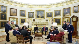 ABD Başkanı Trump, Beyaz Sarayda Zelenskiy ile görüştü