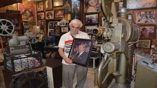 Adana'da Kadir İnanır anısına ücretsiz sinema gösterimi yapılıyor