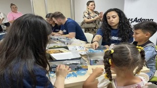Adana'da Tedavi Gören Çocuklar Teknoloji Atölyesiyle Moral Buldu