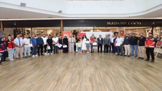 Adıyaman'da şehit yakınları ve gazilerin ebru sergisi açıldı