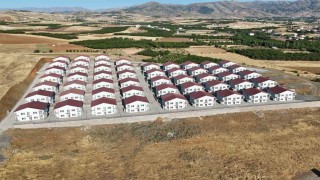 Ahbap Derneği ‘depremzedeye ev sözünü tutmadı: Malatyalı depremzedeler, toplanan milyonlarca doların nereye harcandığını soruyor