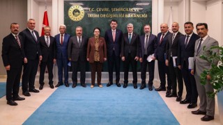 AK Parti Osmaniye Heyeti Bakan Kurum'u Ziyaret Etti